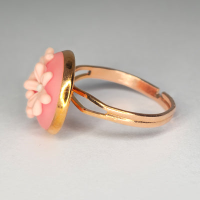 Coral Daisies (rose gold band)